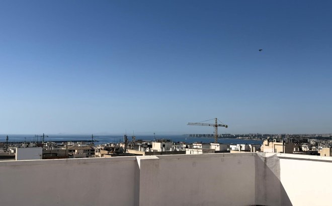 Revente - Appartement -
Torrevieja - El Molino