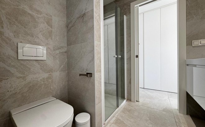 Resale - Villa -
Orihuela Costa - Campoamor