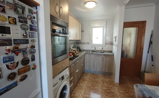 Resale - Penthouse -
Torrevieja - Paseo Maritimo