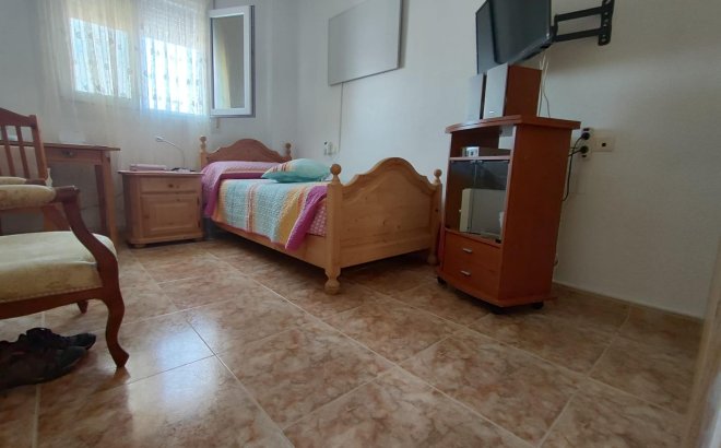 Resale - Penthouse -
Torrevieja - Paseo Maritimo