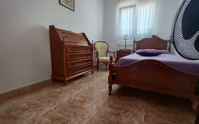Resale - Penthouse -
Torrevieja - Paseo Maritimo