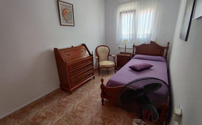 Resale - Penthouse -
Torrevieja - Paseo Maritimo