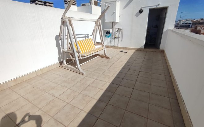 Resale - Penthouse -
Torrevieja - Paseo Maritimo