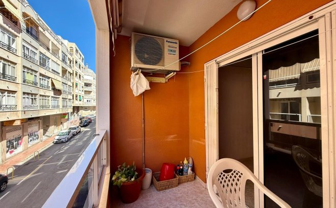 Resale - Apartment -
Torrevieja - Curva Del Palangre