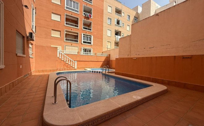 Resale - Apartment -
Torrevieja - Curva Del Palangre