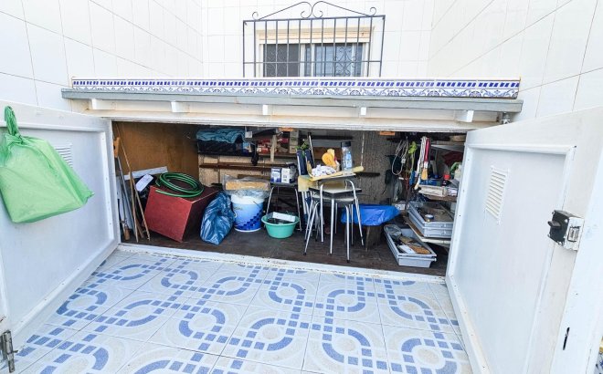 Resale - Bungalow -
Torrevieja - Torretas