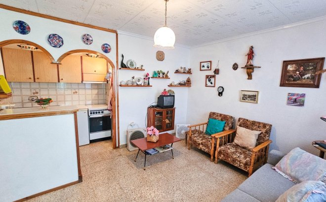 Resale - Bungalow -
Torrevieja - Torretas