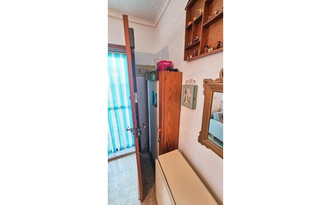 Resale - Bungalow -
Torrevieja - Torretas