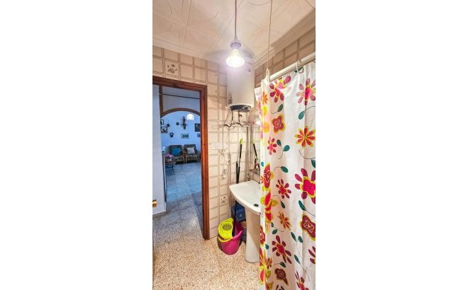Resale - Bungalow -
Torrevieja - Torretas