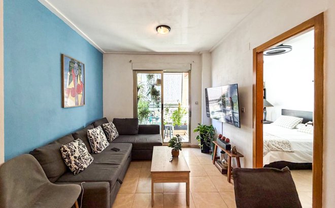 Resale - Apartment -
Torrevieja - Costa Blanca