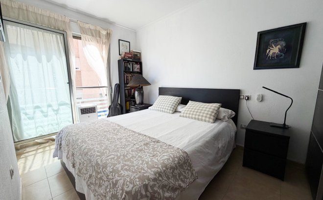 Resale - Apartment -
Torrevieja - Costa Blanca