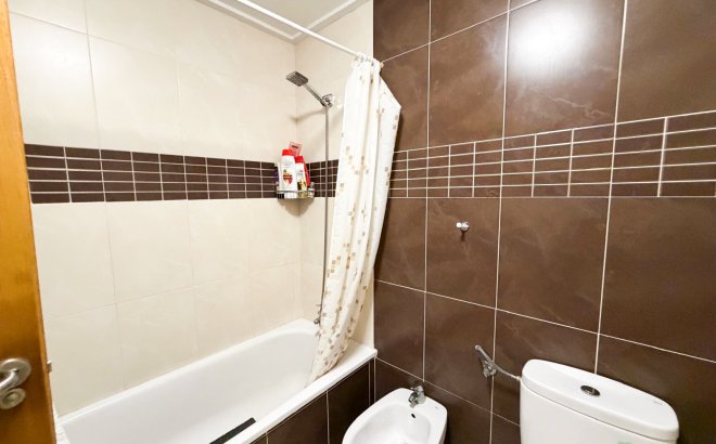 Resale - Apartment -
Torrevieja - Costa Blanca