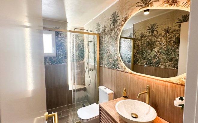 Resale - Apartment -
Torrevieja - Costa Blanca