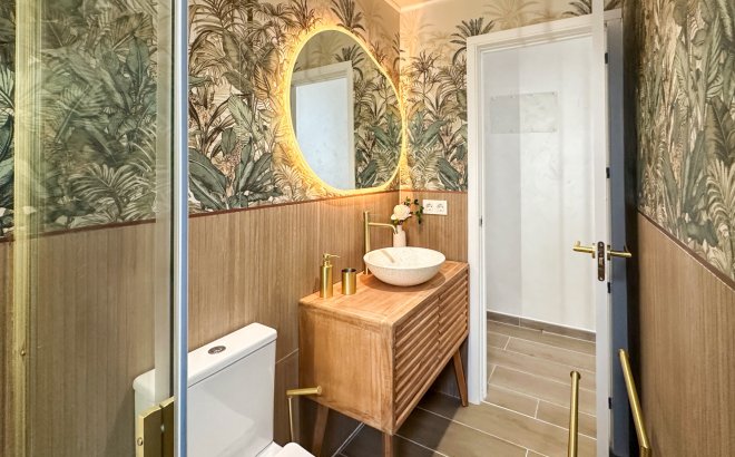 Resale - Apartment -
Torrevieja - Costa Blanca