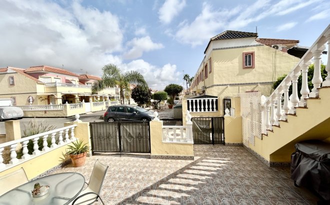 Resale - Apartment -
La Zenia - Costa Blanca