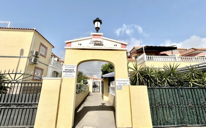 Resale - Apartment -
La Zenia - Costa Blanca