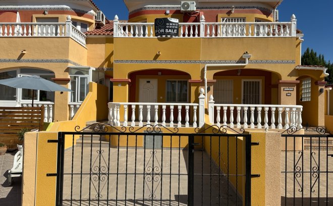 Revente - Town House -
Orihuela Costa - Costa Blanca