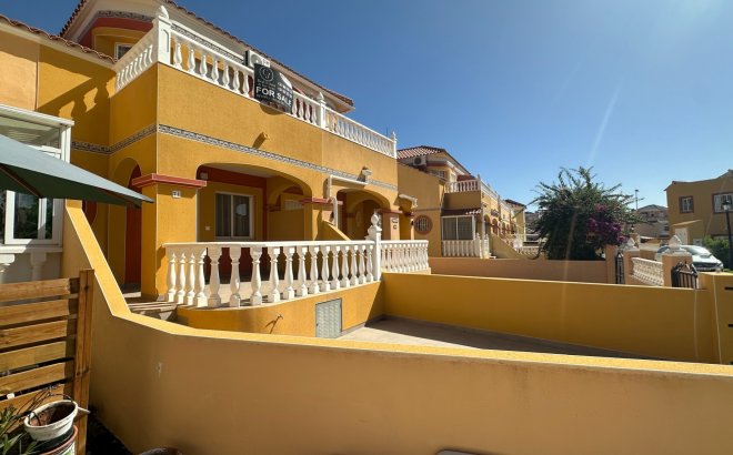 Revente - Town House -
Orihuela Costa - Costa Blanca