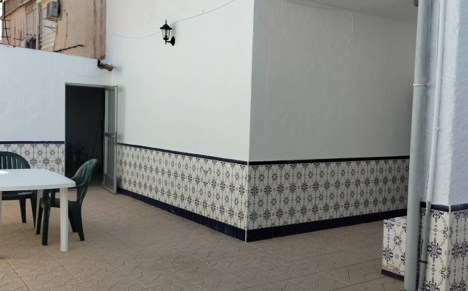 Herverkoop - Town House -
Pilar de la Horadada - Torre De La Horadada