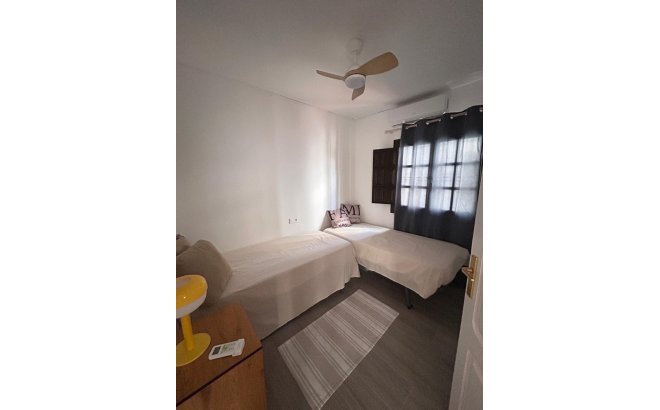 Resale - Bungalow -
Torrevieja - Torre La Mata