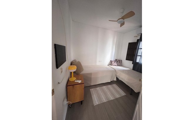 Resale - Bungalow -
Torrevieja - Torre La Mata