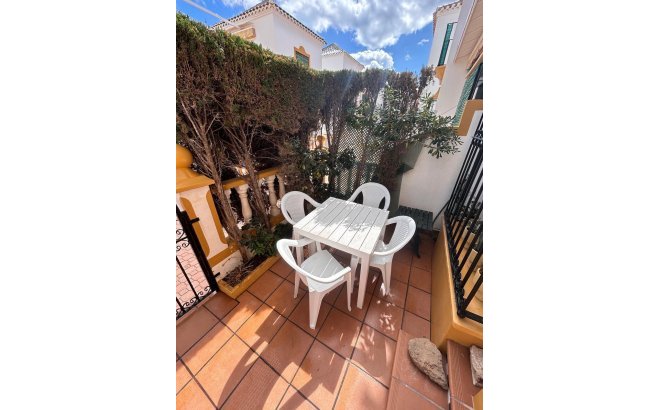 Resale - Bungalow -
Torrevieja - Torre La Mata