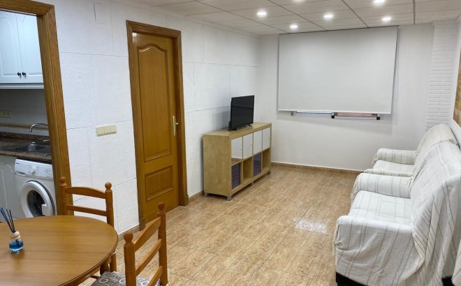 Resale - Apartment -
Torrevieja - Estacion De Autobuses