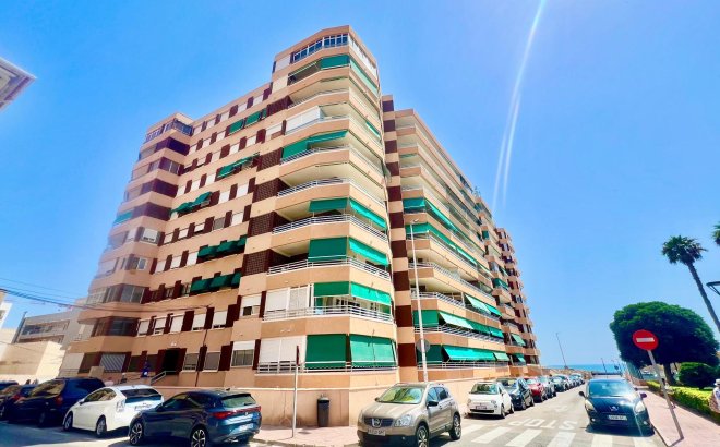 Resale - Apartment -
Torrevieja - La Mata
