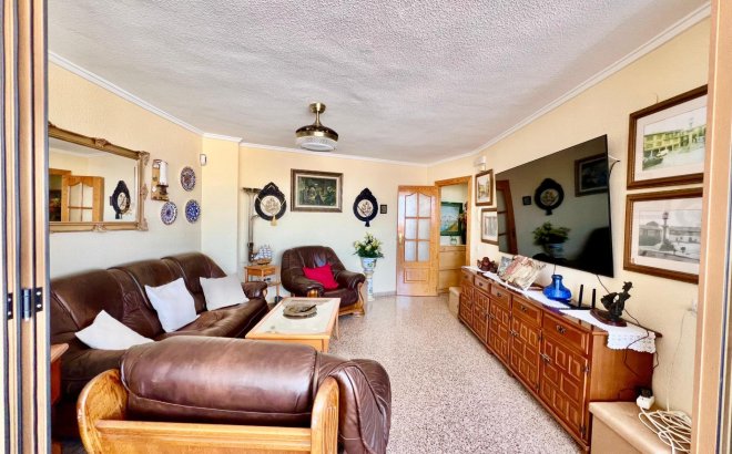 Resale - Apartment -
Torrevieja - La Mata