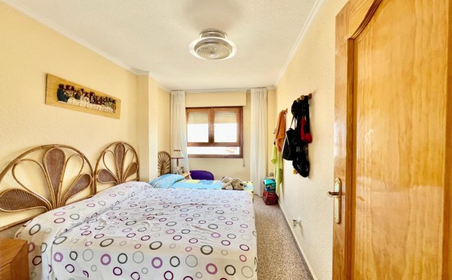 Resale - Apartment -
Torrevieja - La Mata
