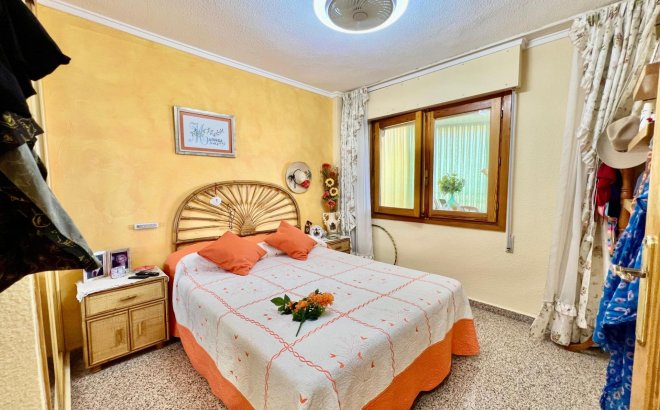 Resale - Apartment -
Torrevieja - La Mata