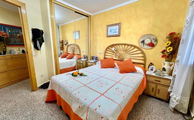 Resale - Apartment -
Torrevieja - La Mata
