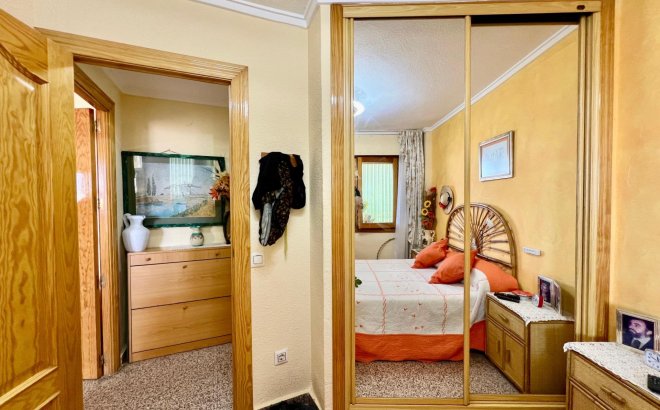 Resale - Apartment -
Torrevieja - La Mata