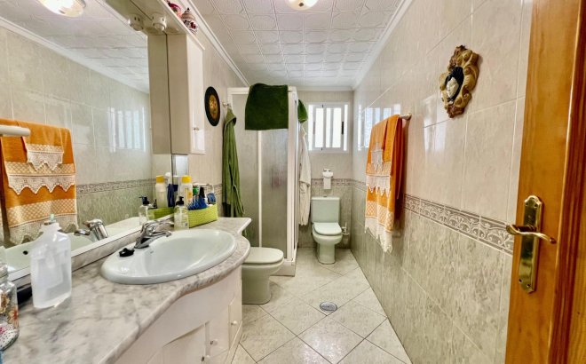Resale - Apartment -
Torrevieja - La Mata