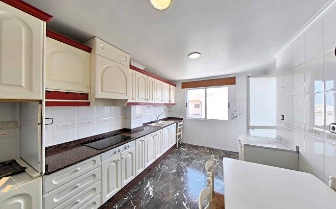 Revente - Appartement -
Pilar de la Horadada