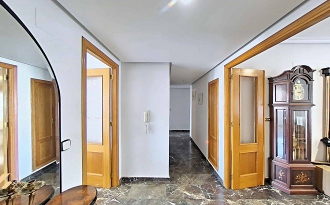 Revente - Appartement -
Pilar de la Horadada