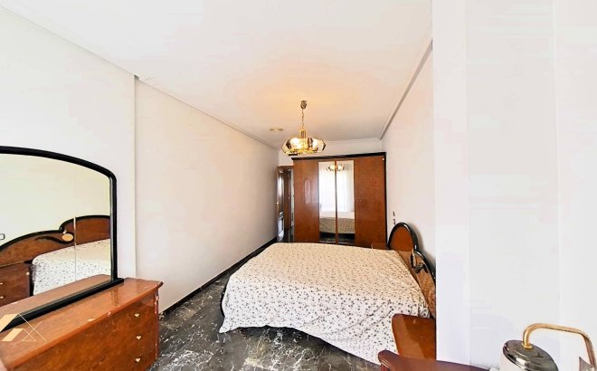 Revente - Appartement -
Pilar de la Horadada