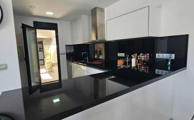 Resale - Villa -
Los Montesinos - Costa Blanca