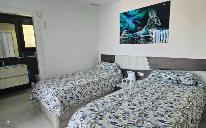 Resale - Villa -
Los Montesinos - Costa Blanca