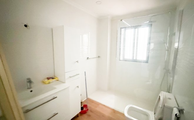 Resale - Apartment -
Torrevieja - Costa Blanca