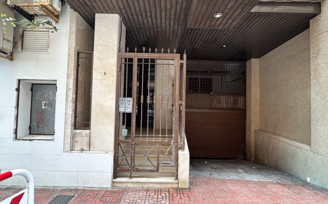 Resale - Apartment -
Torrevieja - Costa Blanca