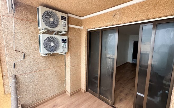 Resale - Apartment -
Torrevieja - Costa Blanca