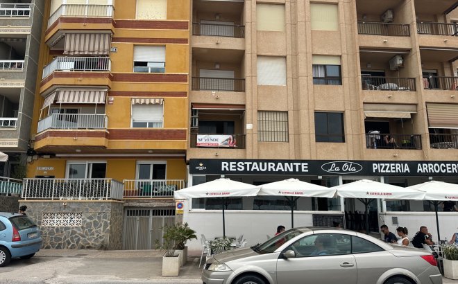 Resale - Apartment -
Torrevieja - Costa Blanca