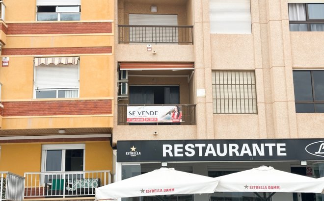 Resale - Apartment -
Torrevieja - Costa Blanca