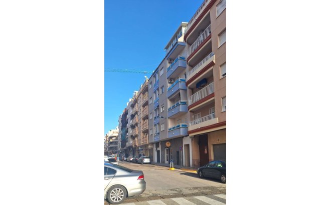 Resale - Apartment -
Torrevieja - Costa Blanca