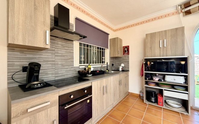 Resale - Villa -
Benijofar - Costa Blanca