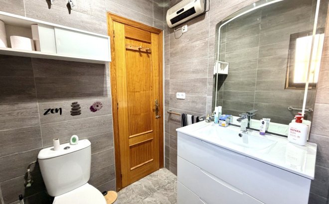 Resale - Villa -
Benijofar - Costa Blanca