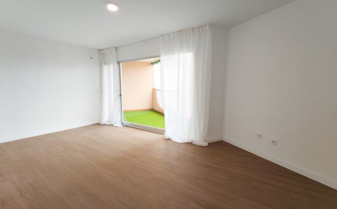 Resale - Apartment -
La Zenia - Costa Blanca