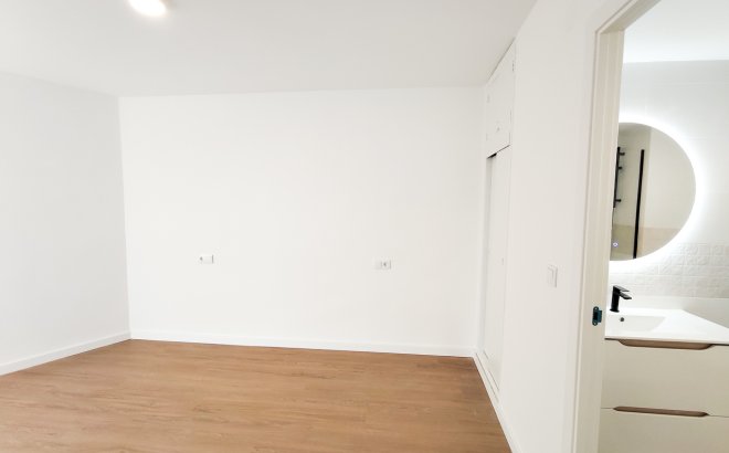 Resale - Apartment -
La Zenia - Costa Blanca