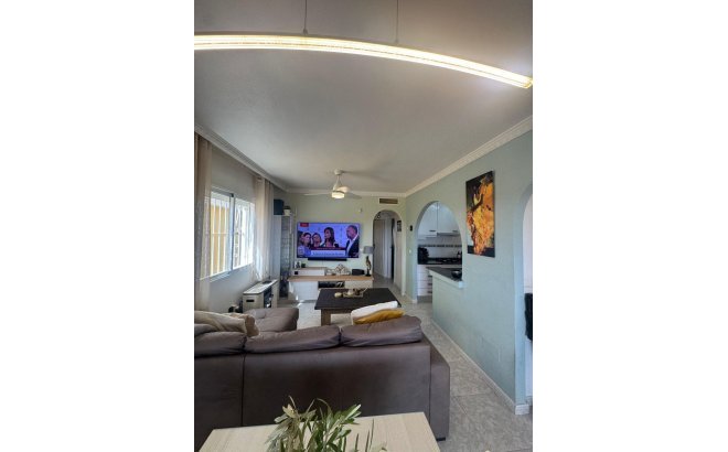 Resale - Dúplex -
San Fulgencio - La Marina